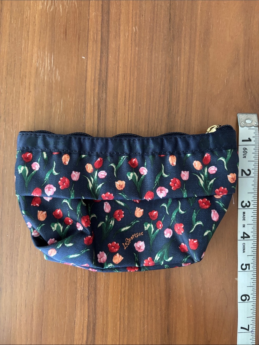 LeSportsac Floral Pouch & Multi Geometric Pouch (Bundle of 2) ๐ - Picture 4 of 4
